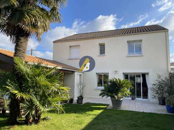 Offres de vente Maison Rezé 44400